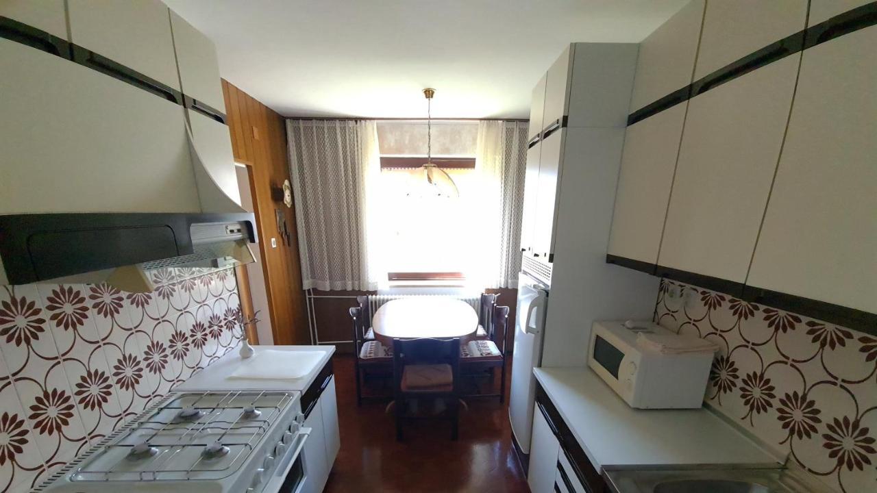 Apartment Ajdna Zirovnica Eksteriør billede
