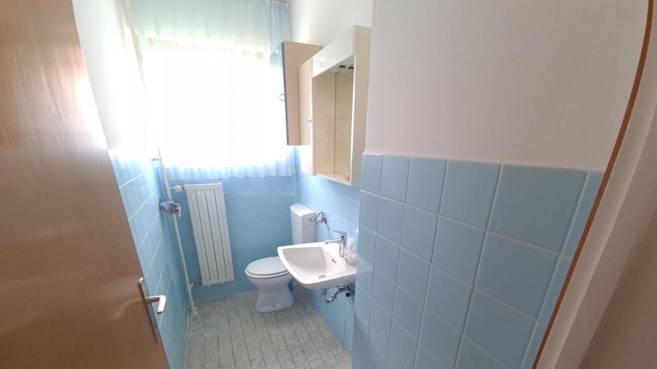 Apartment Ajdna Zirovnica Eksteriør billede